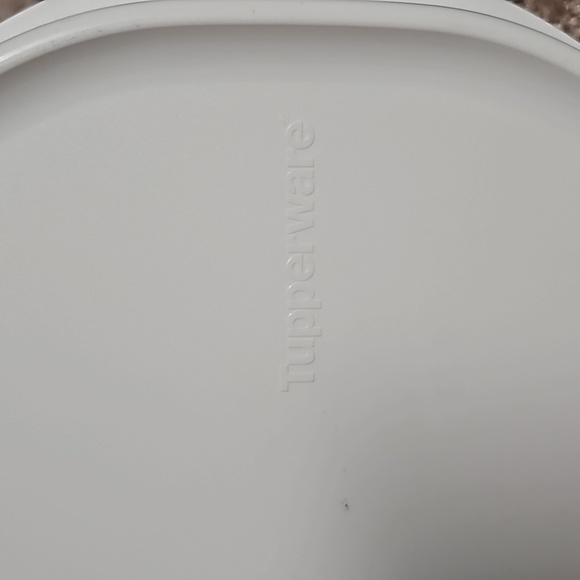 Tupperware - Picture 8 of 8
